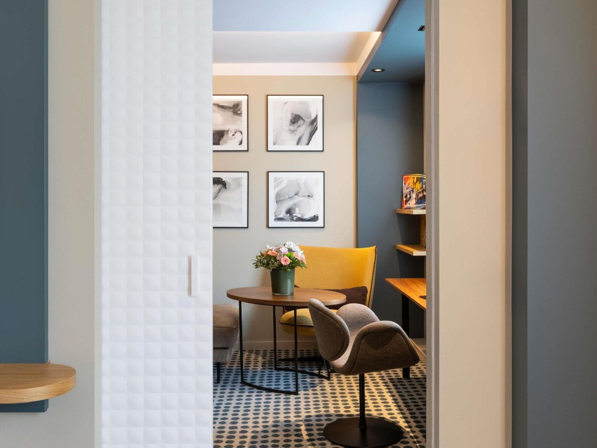 Executive Suite